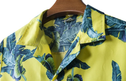 Dan Flashes: Embrace the Heat with Hawaiian Shirts!