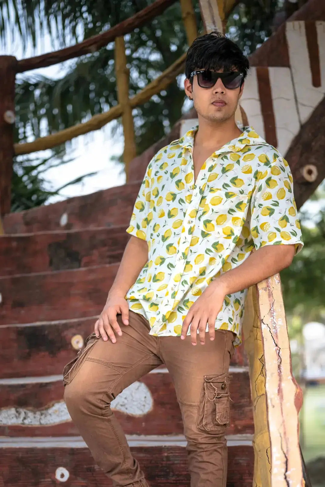 Hawaiian Shirts in Pop Culture: Movies and Music - Dan Flashes