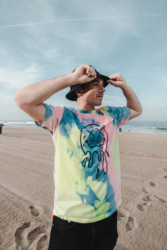 Make a Splash with Stylish Hawaiian Shirts for Men