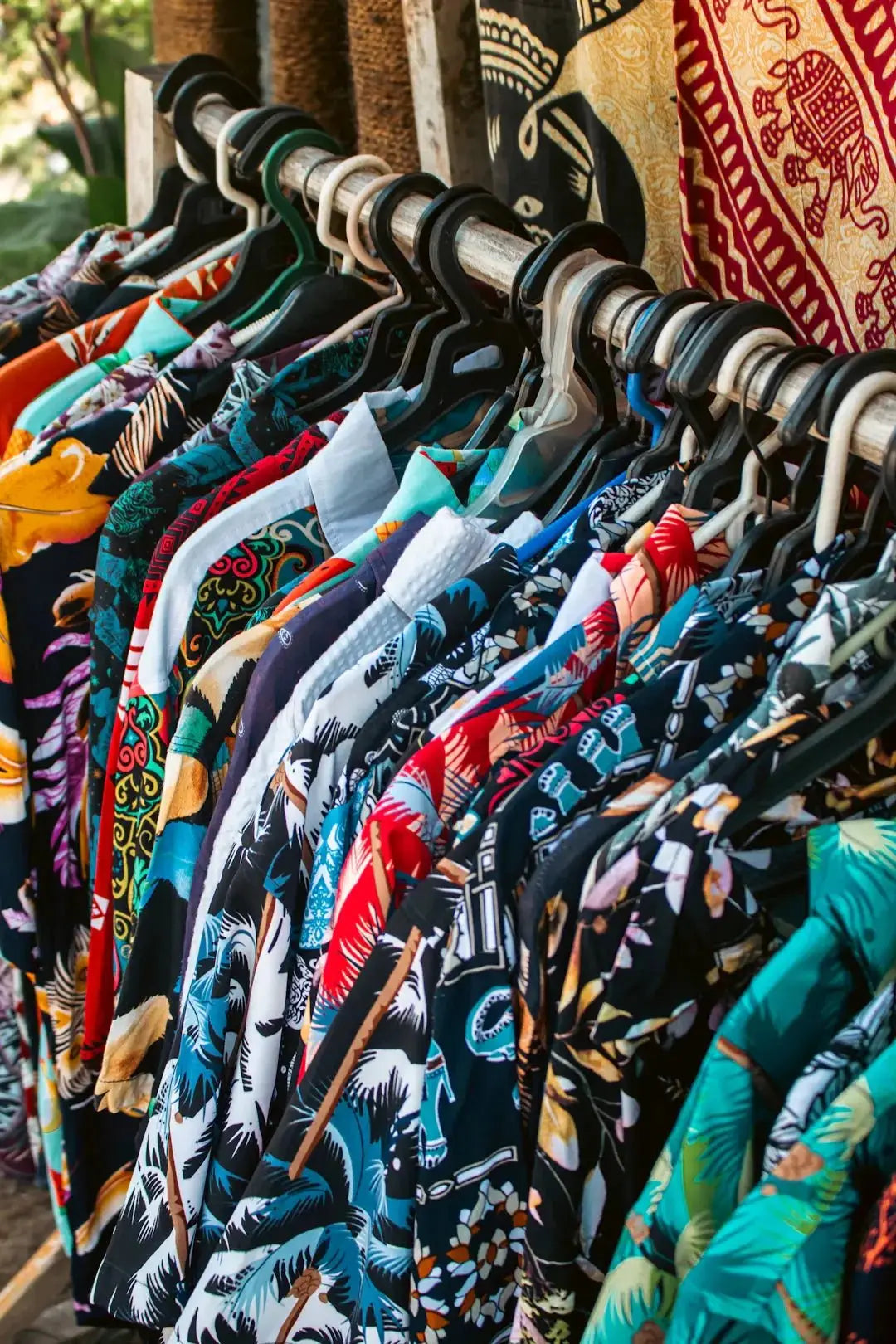 Stylish Hawaiian Shirts for Men to Elevate Your Summer Look - Dan Flashes