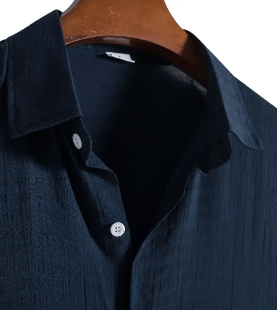 Solid Textured Beach Shirt, collar detail